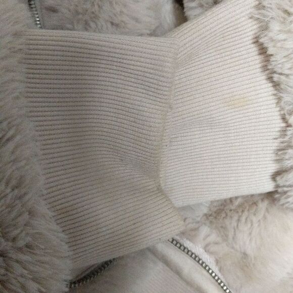 Athleta Ritual faux fur hooded sherpa bomber full zip jacket abalone beige M/L - Picture 8 of 12